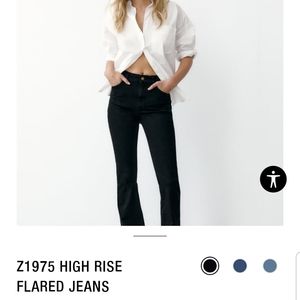 NWT Zara High Flared Jean's  (size 8)